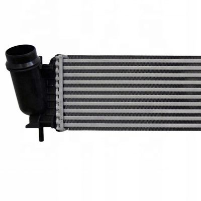 خنک کننده بین ماشین برای نیسان ناوارا NP300 رنو آلاسکان 2.5 dCi 4x4 144614KV1A 2014- Top-