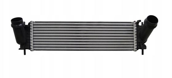 خنک کننده بین ماشین برای نیسان ناوارا NP300 رنو آلاسکان 2.5 dCi 4x4 144614KV1A 2014- Top-