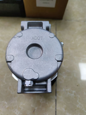 88320-60170 برای تویوتا لند کروزر پرادو گرمایش هواپیمایی کمپرسور BJ74V-MNX برای قطعات خودرو ژاپنی