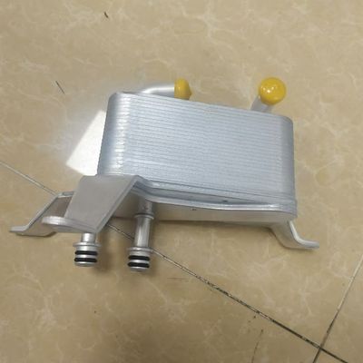 JB3Z7A095C خنک کننده روغن برای فورد رینجر BT50 YN25